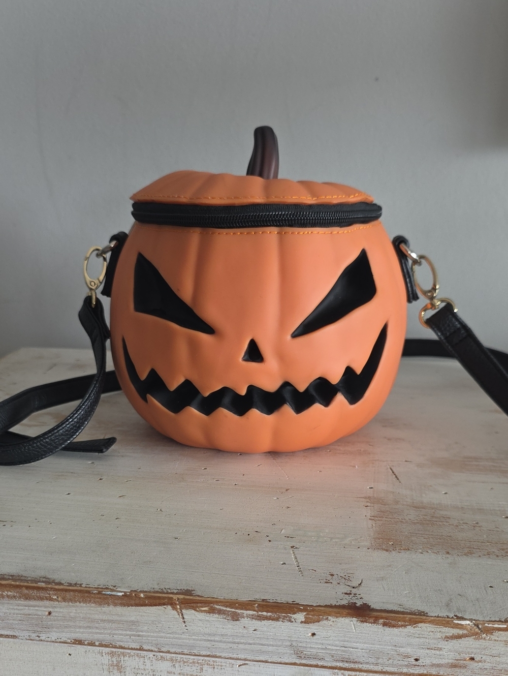 La Femme En Noir Sleepy Hollow Pumpkin Crossbody Bag